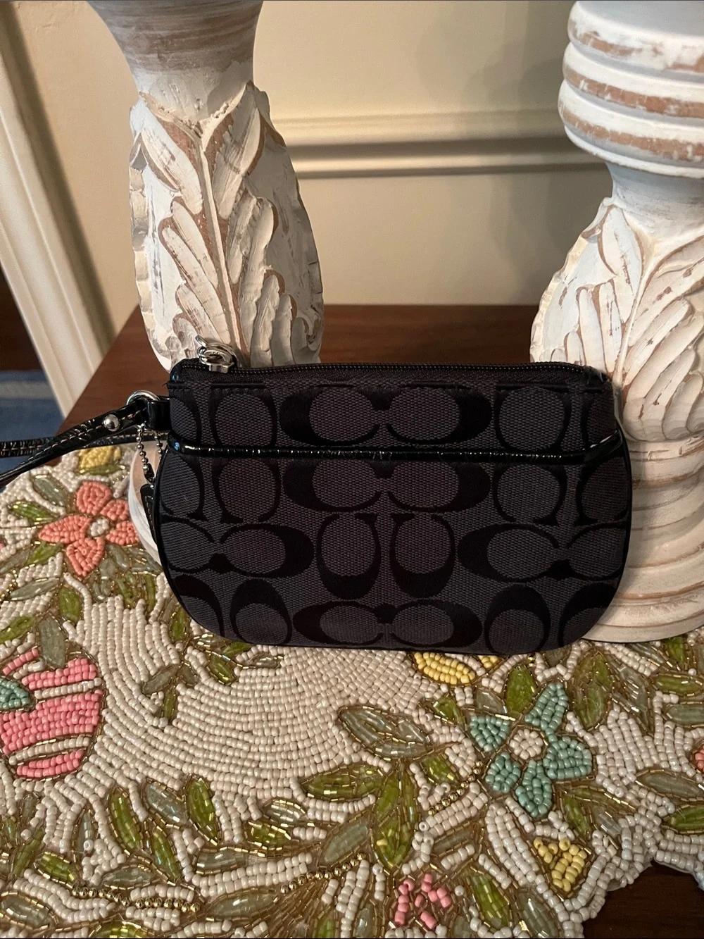Coach wristlet LIKE NEW!